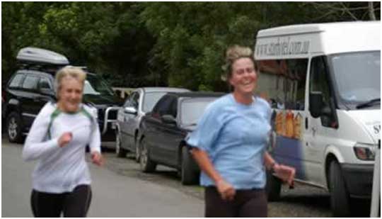 2008 Walhalla Wound Up Run Belinda Heafield (left) and Ros Nicolson
