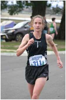 2009 Kathryn Ewels Wins Victorian 15km Ballarat Road Race Athletics Victoria (AV)